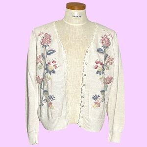 90’s Margules Ivory Floral Embroidered Long Sleeve Button up Cardigan SzS